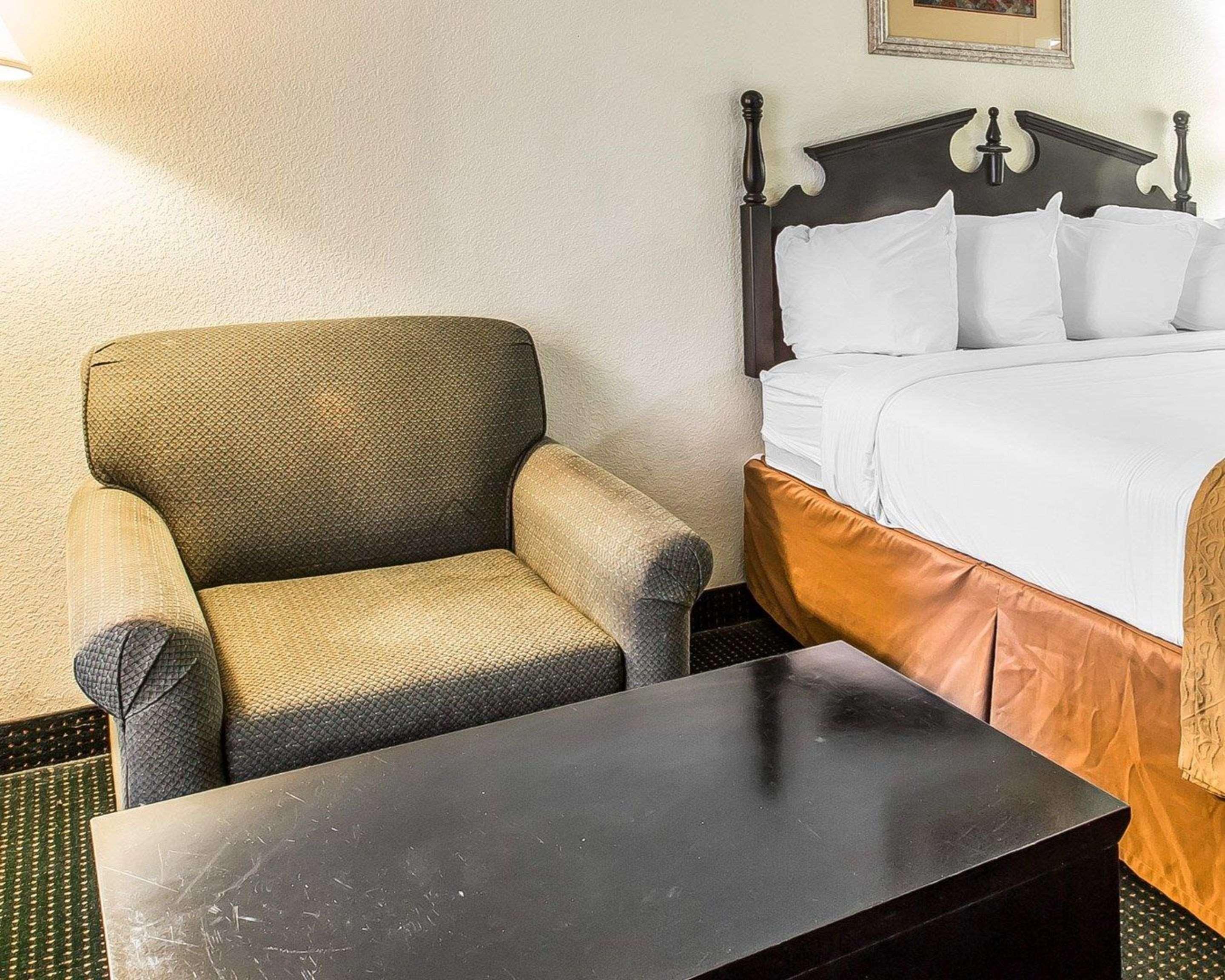 Quality Inn & Suites Conference Center Statesboro Historic District Luaran gambar