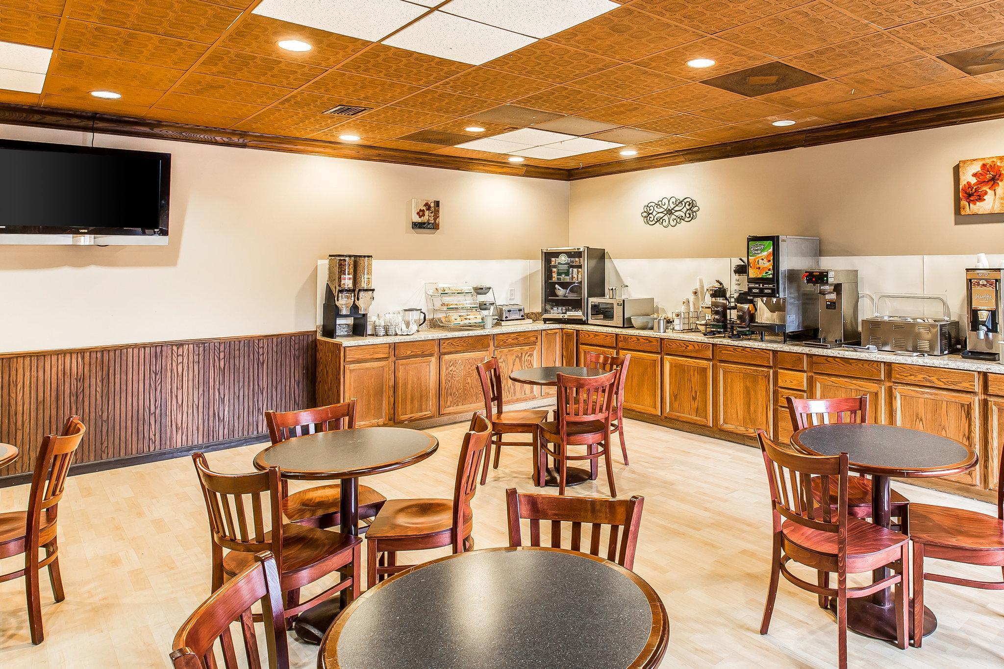 Quality Inn & Suites Conference Center Statesboro Historic District Luaran gambar